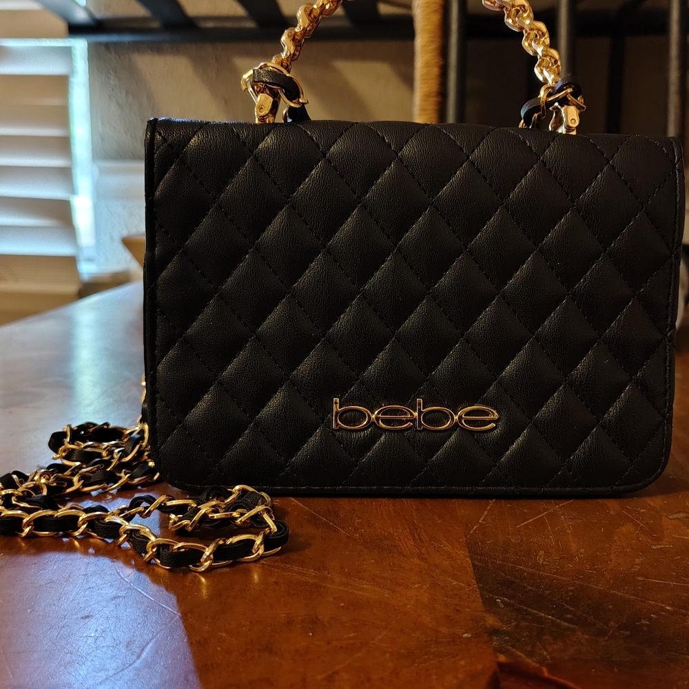 Bebe Black Quilted Chain Bag With Gold Accents - Picture 5 of 6